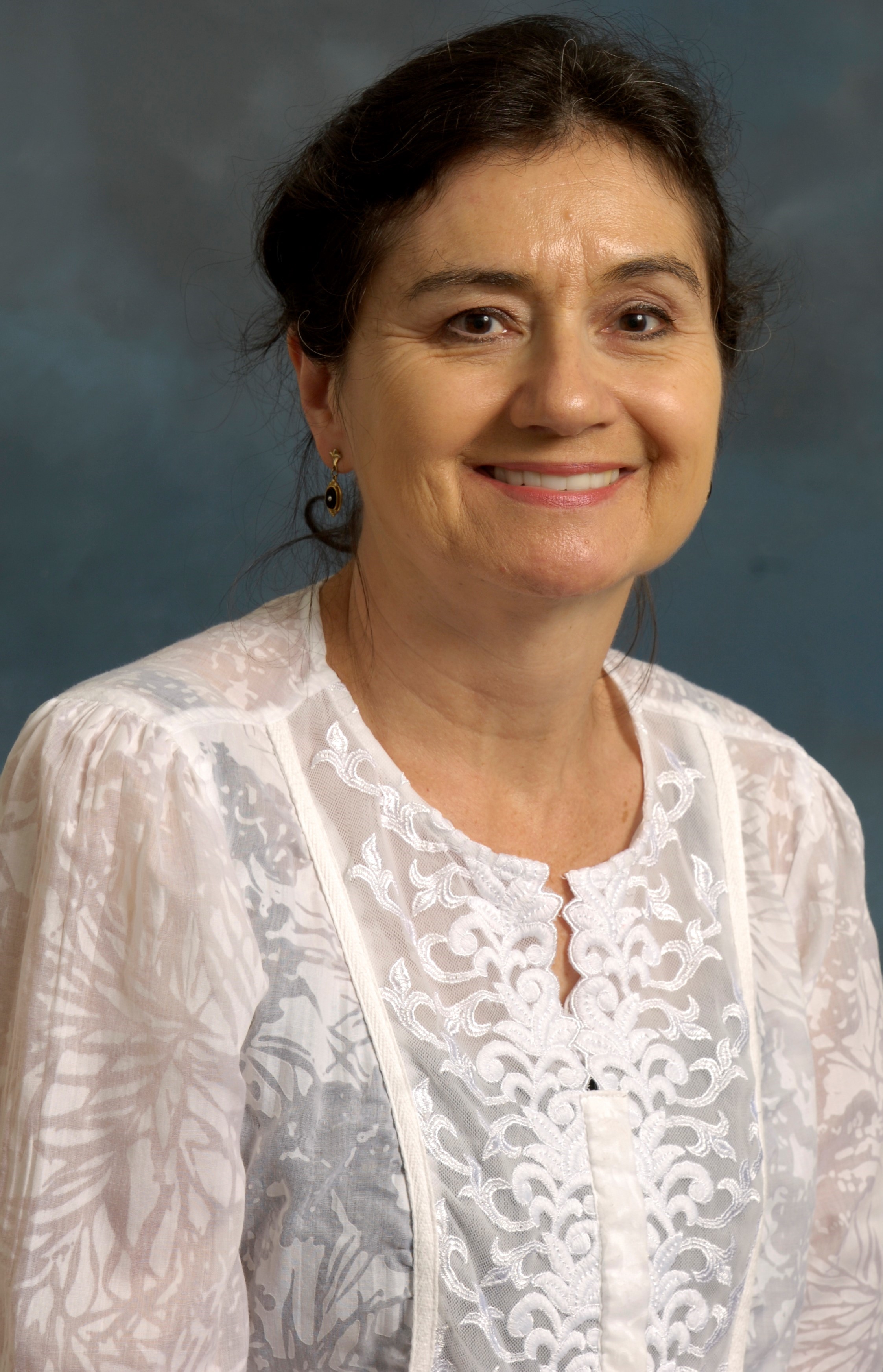 Dr. Myriam Torres
